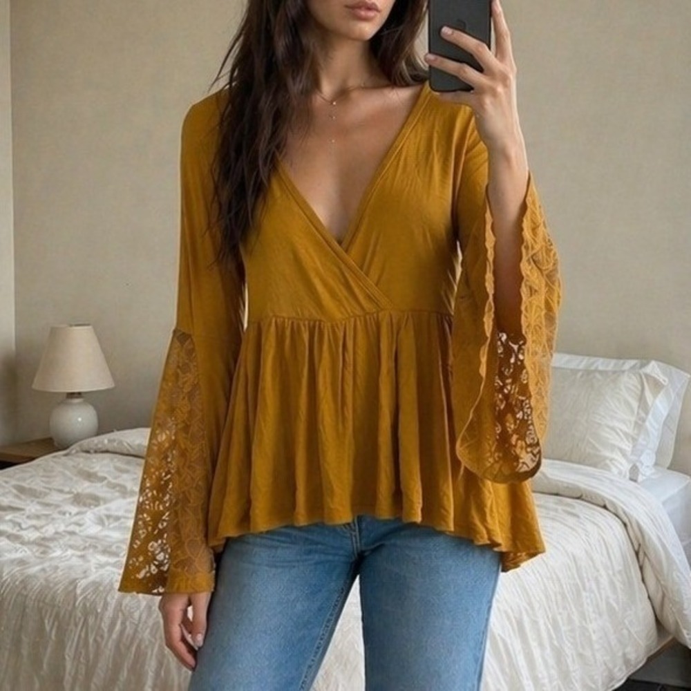 American Eagle Fairy Flare Sleeve Top XS Lace Babydoll Boho Earthy Romantic